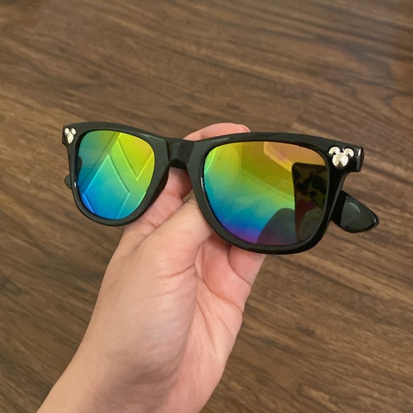Disney Rainbow Lens Wayfarer Sunglasses 🕶 - Picture 6 of 11